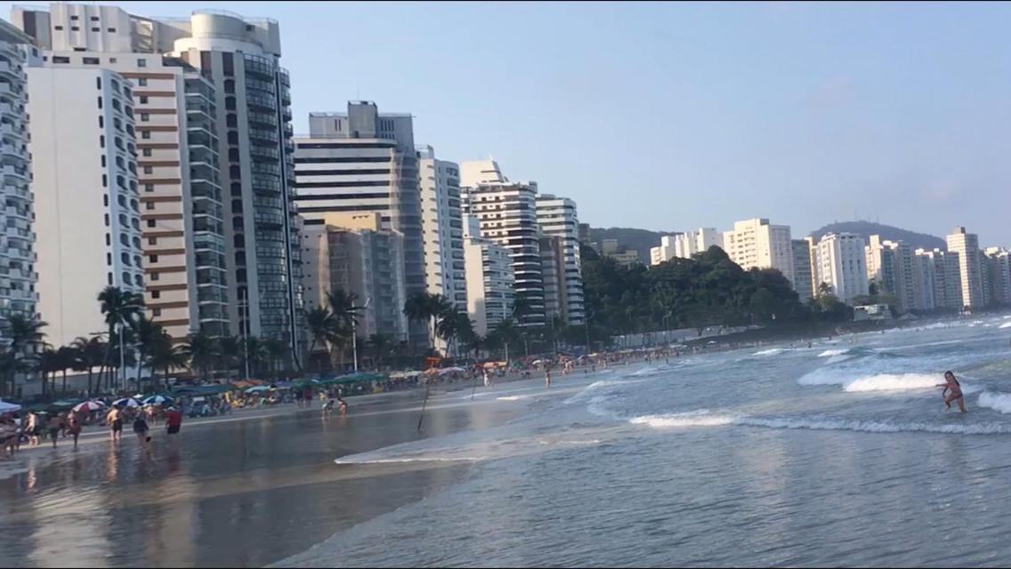 Appartement Neto & Costa à Guarujá Extérieur photo